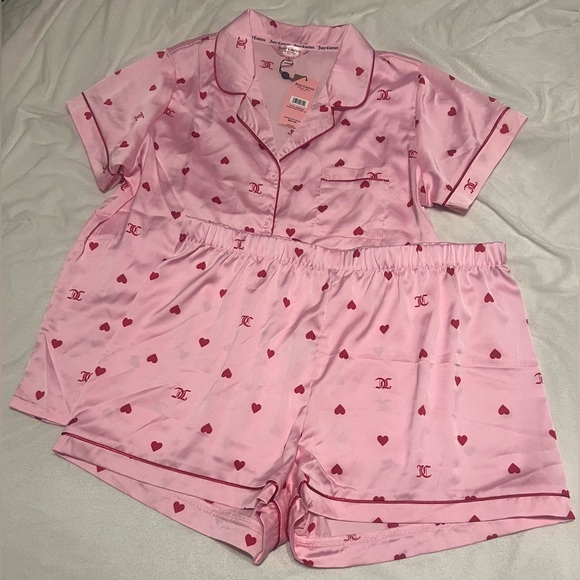 Juicy Couture Other - Juicy couture PINK HEART JC pajamas short set NWT Large